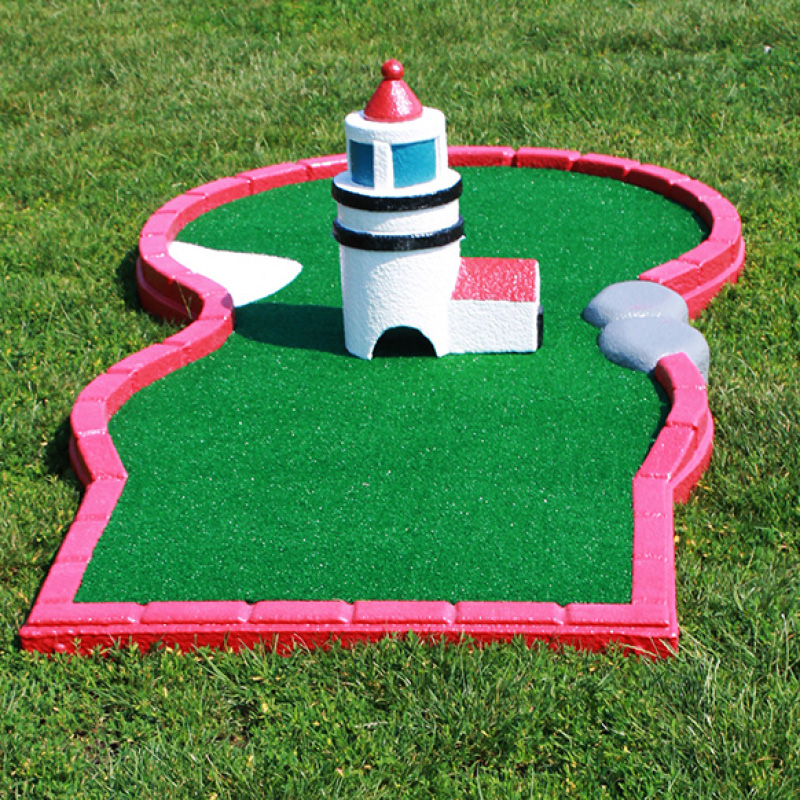 setup of outdoor mini golf
