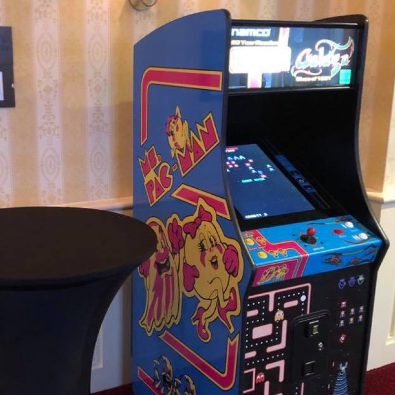vintage arcade game