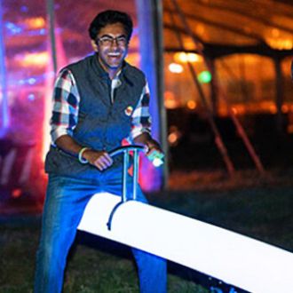 Glow Swing 330×330